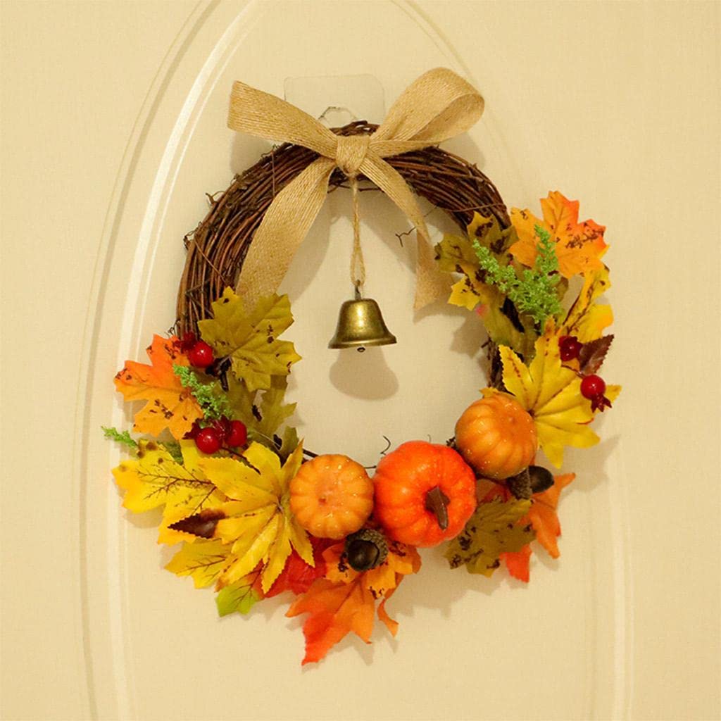 Herbstkranz mit Ahornblättern