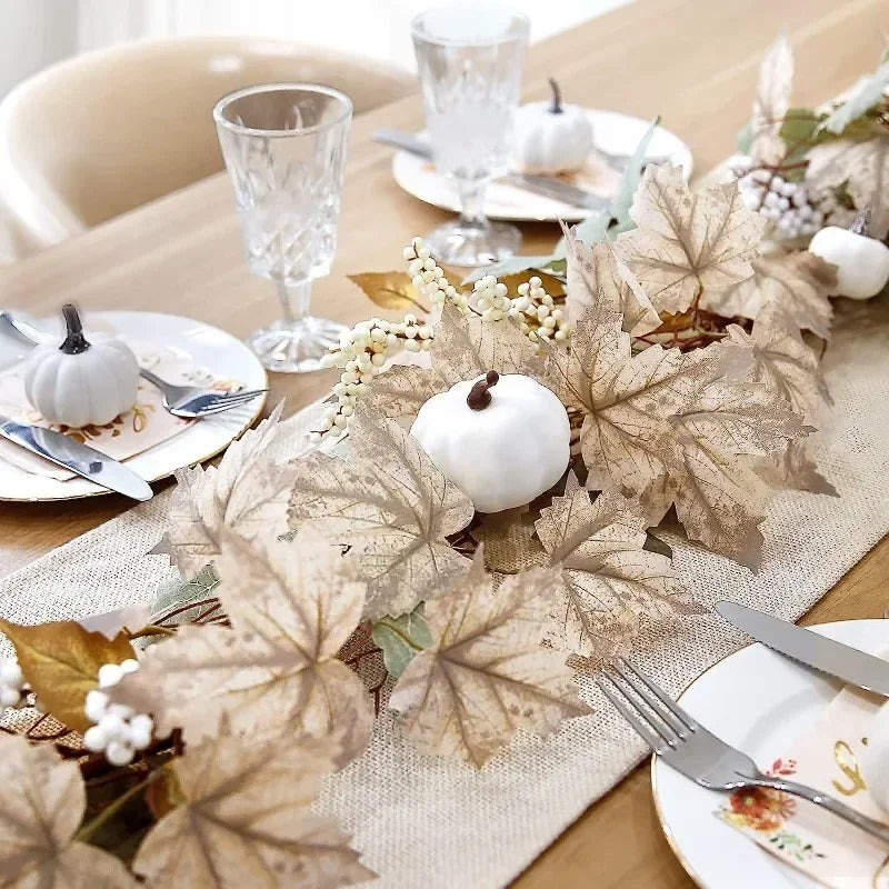 Herbstliche Ahornblattgirlande